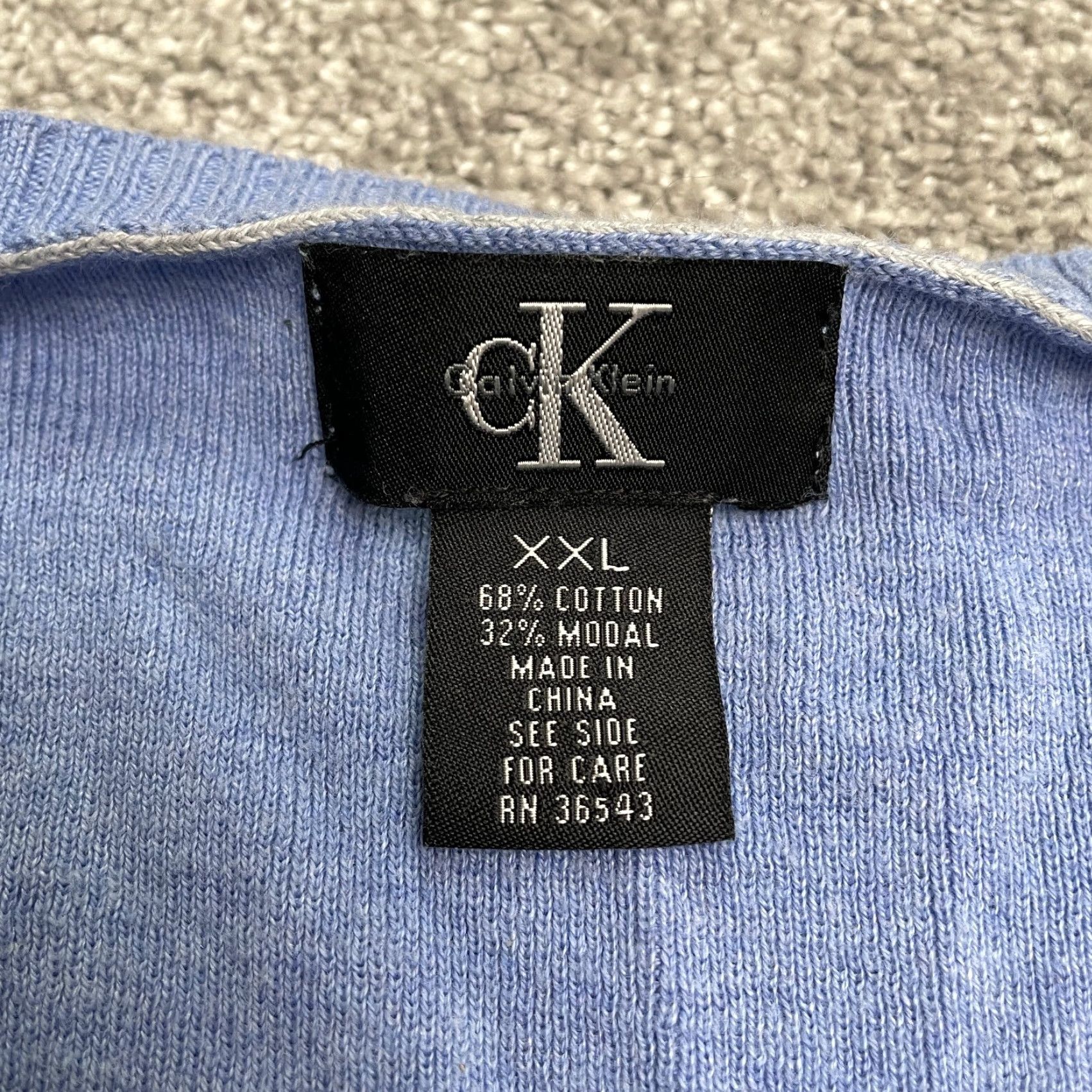Calvin Klein Calvin Klein Sweater Mens 2XL V-Neck Pullover Knit Blue Cotton Modal Logo Casual Workwear Shirt? Size US XXL / EU 58 / 5 - 4 Thumbnail
