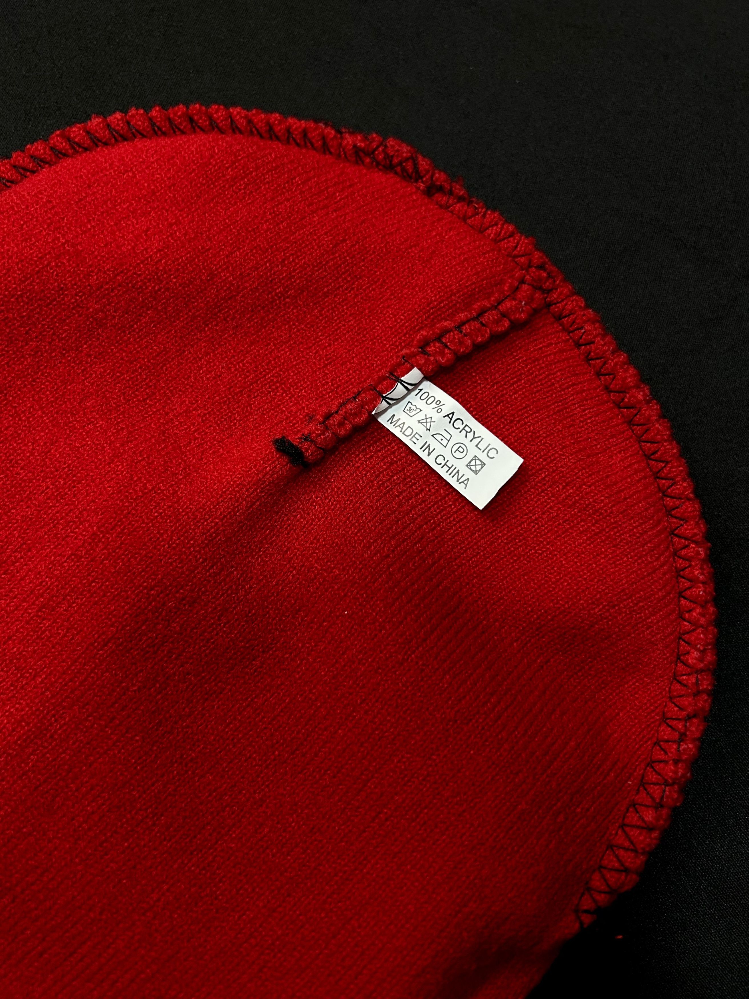 Japanese Brand Rare Chunky Graphic No Cuff Knit Red Beanie Hats OS Size ONE SIZE - 6 Thumbnail