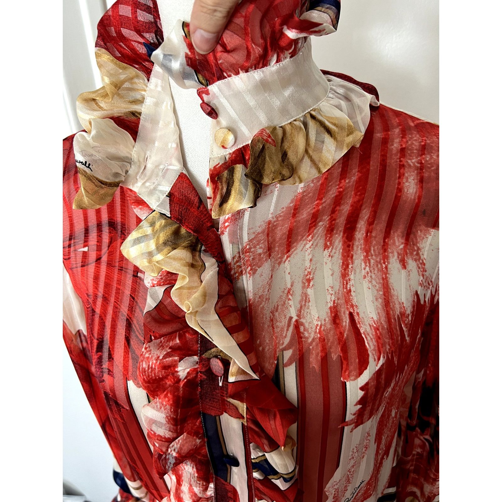 Roberto Cavalli NWT Roberto Cavalli '06 Silk red Ruffled Blouse Sz S Size S / US 4 / IT 40 - 6 Thumbnail