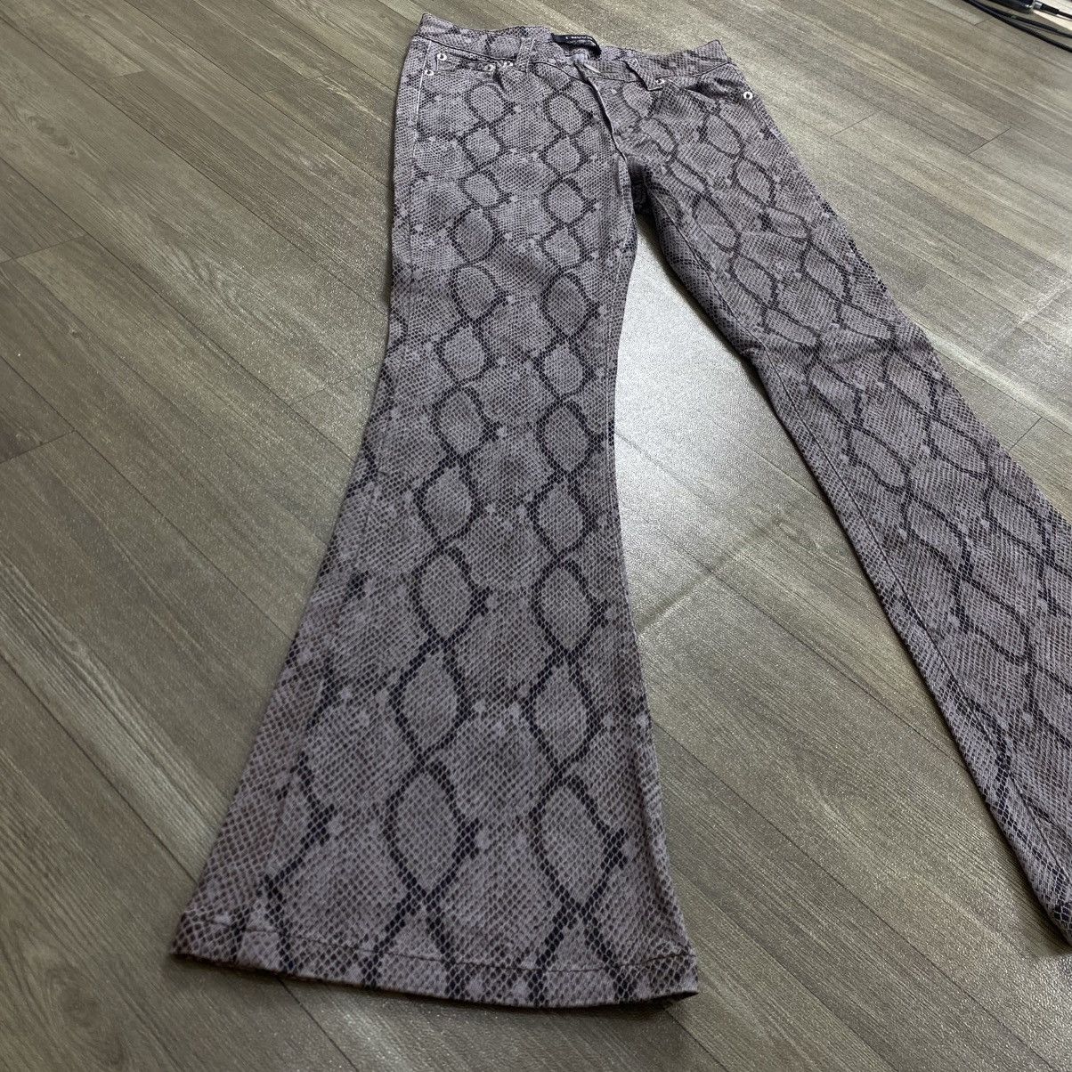 Hysteric Glamour × Japanese Brand Envym snake skin flare jeans pant Size US 26 / EU 42 - 4 Thumbnail