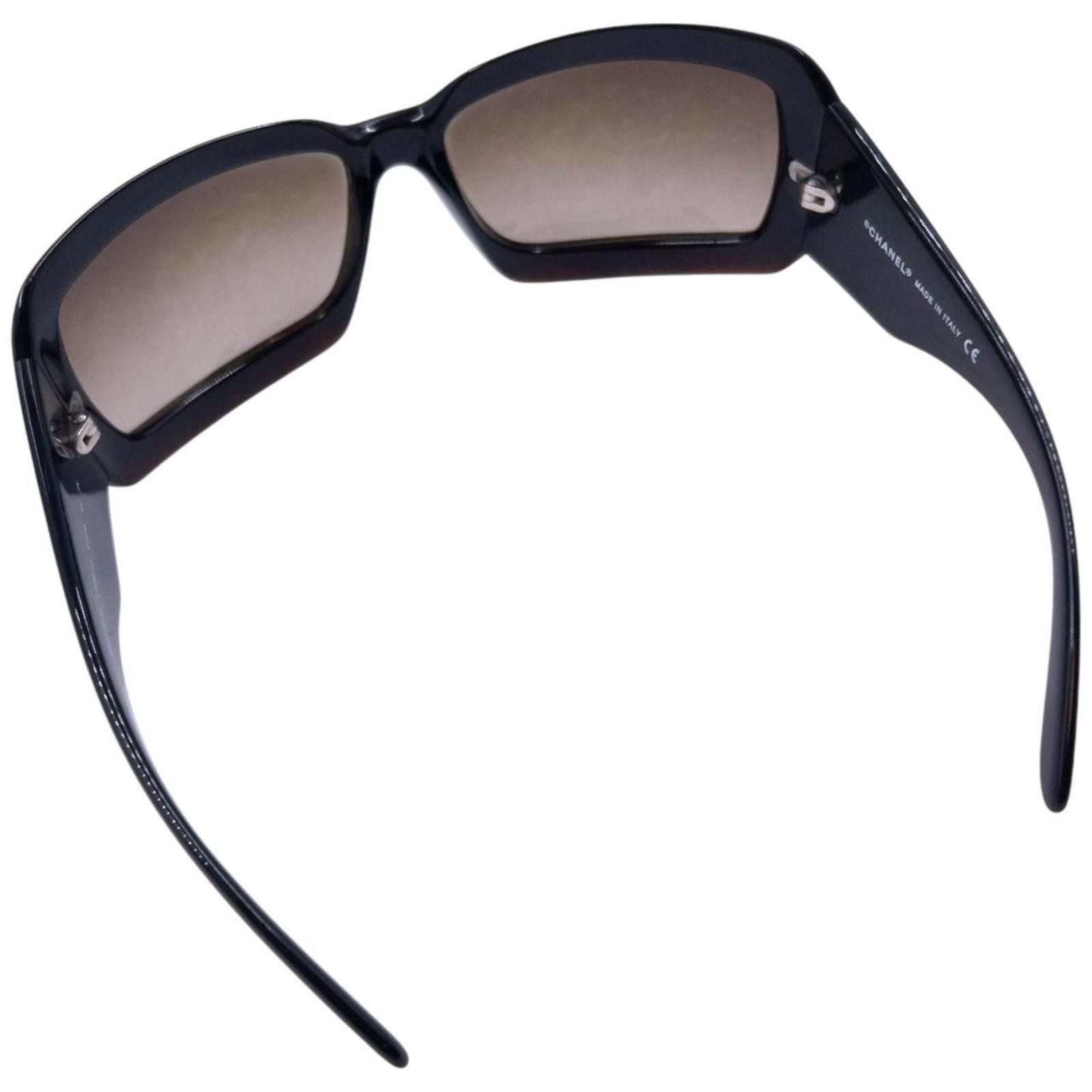 Chanel Vintage Chanel Crocodile Logo Sunglasses Size ONE SIZE - 5 Thumbnail