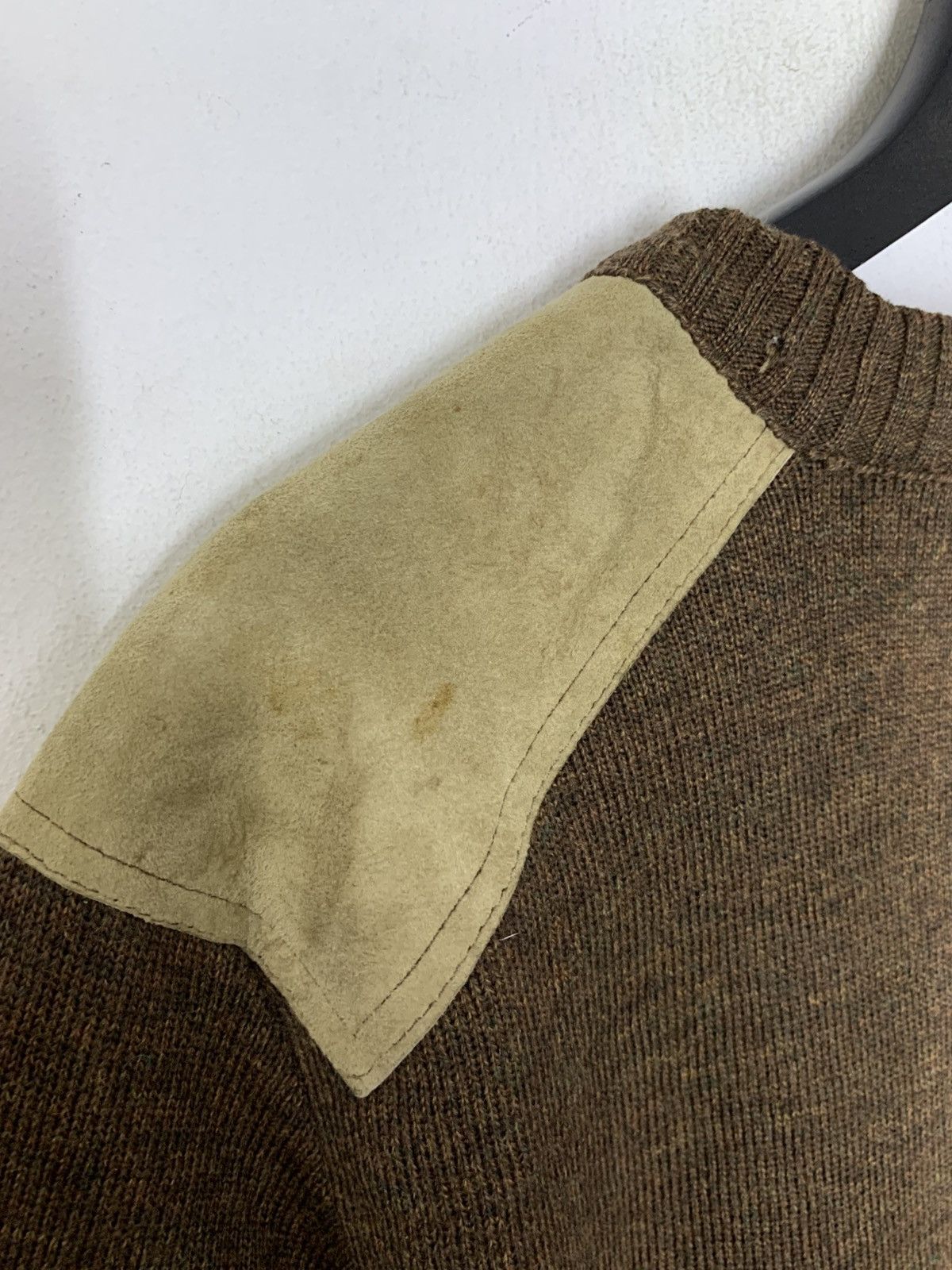 Burberry Prorsum Vintage Burberry’s Made In England Bullet Distress Knitted Size US M / EU 48-50 / 2 - 10 Thumbnail