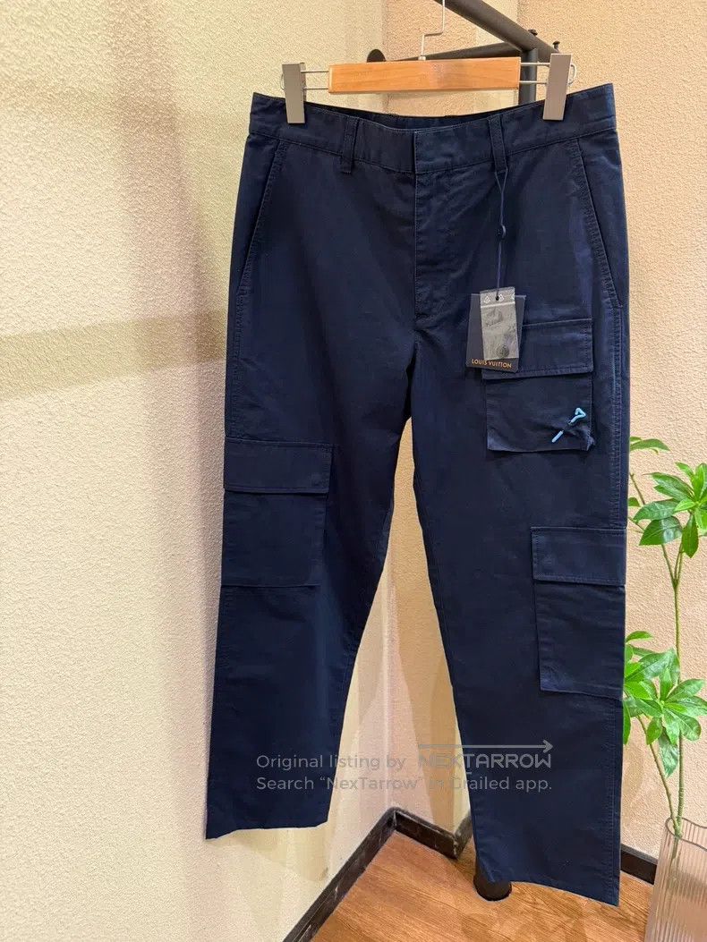 Louis Vuitton Louis Vuitton Dark blue overalls pants Size US 40 / EU 56 - 1 Thumbnail