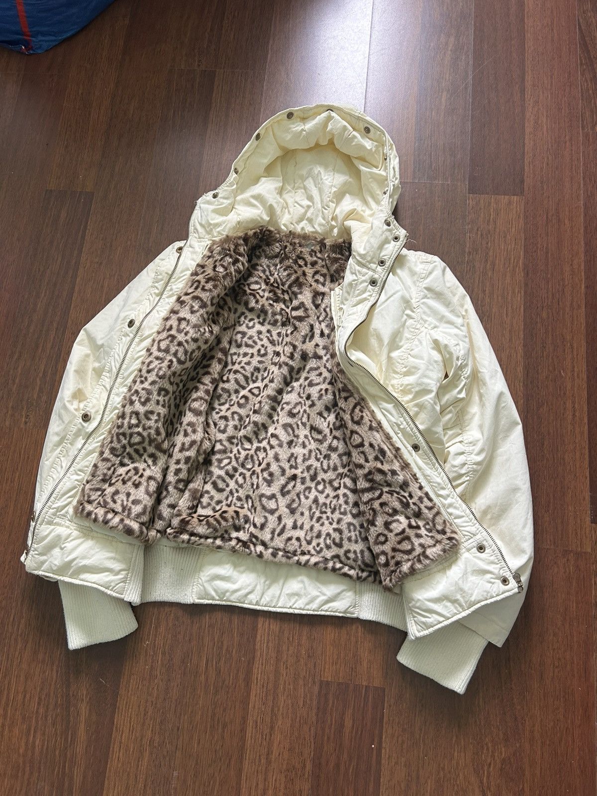 Miss Sixty Vintage Miss Sixty Leopard Fur Bomber Jacket Streetwear Sz M Size M / US 6-8 / IT 42-44 - 3 Thumbnail