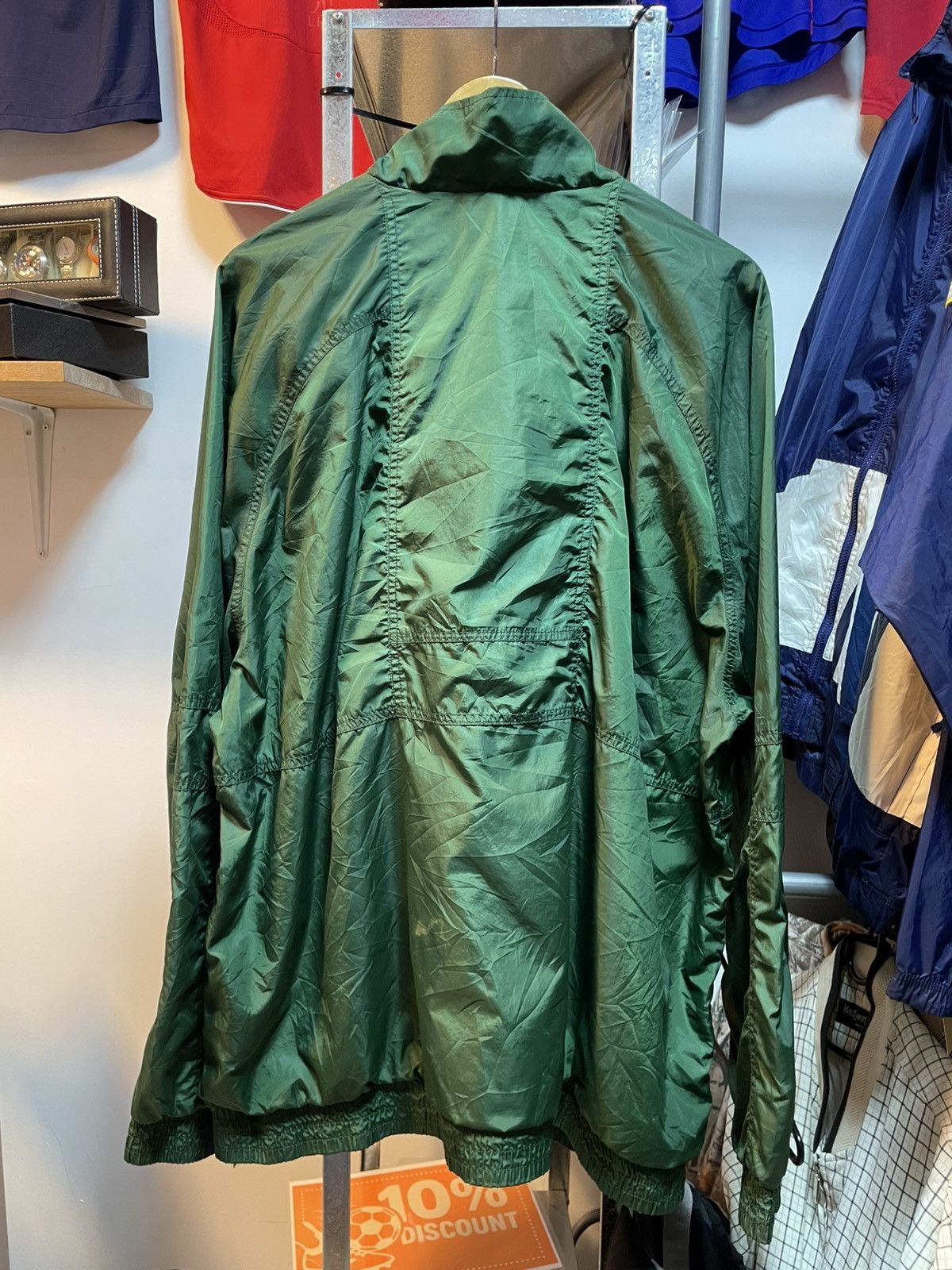 Nike Vintage Nike Windbreaker Jacket Size US L / EU 52-54 / 3 - 3 Thumbnail