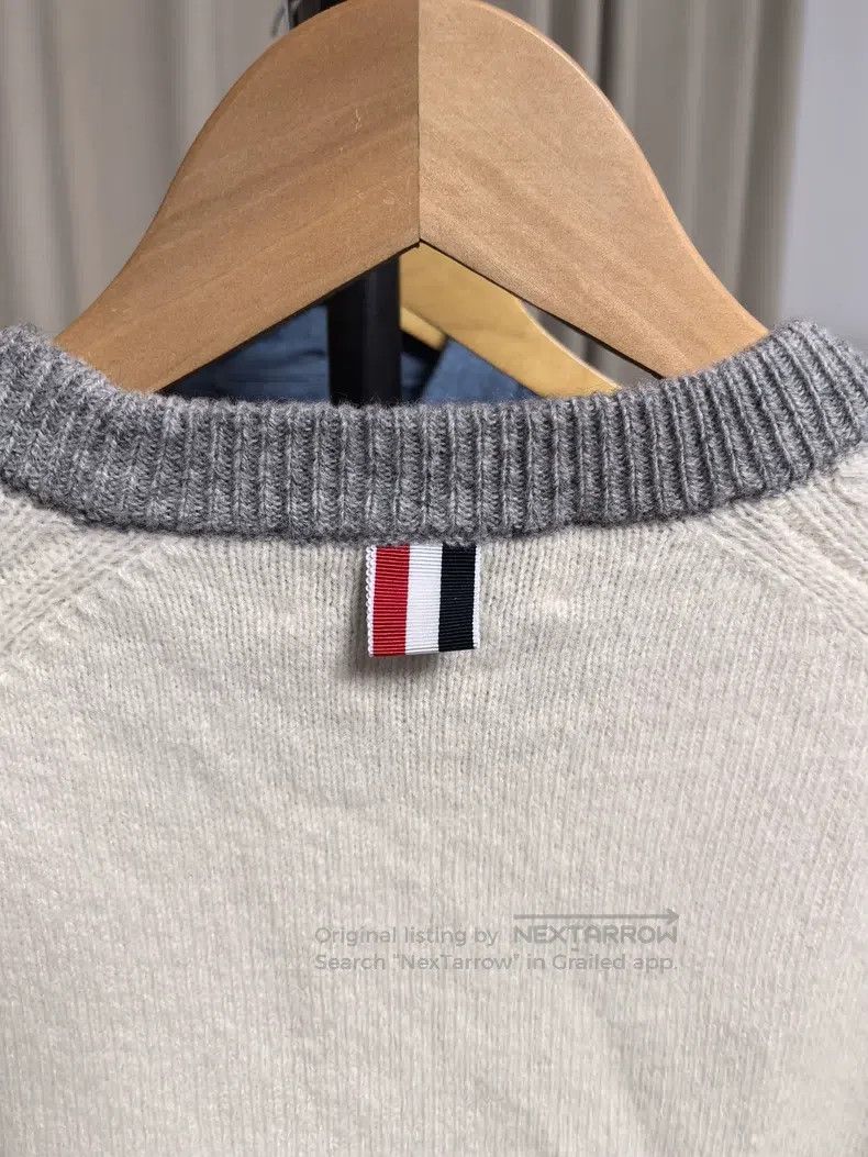 Thom Browne Thom Browne Contrast Color Sweater Beige and Grey Size US S / EU 44-46 / 1 - 7 Thumbnail