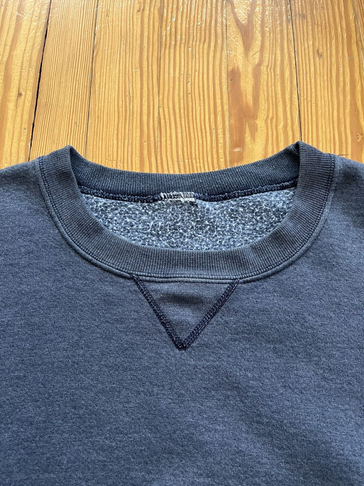 Russell Athletic Vintage Russell Crewneck Thrashed Sunfaded Purple ERD Style Size US XL / EU 56 / 4 - 3 Thumbnail