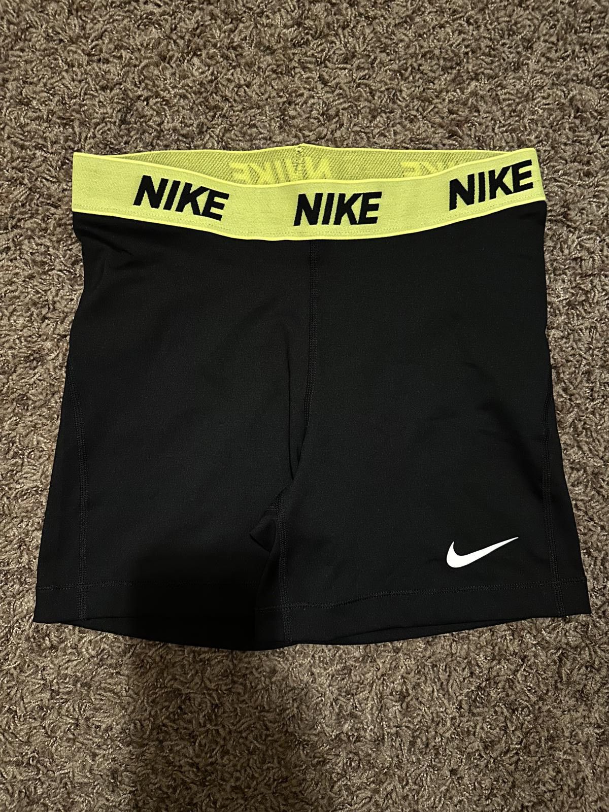 Nike Nike Women's 5.0" Compression Shorts Size 32" / US 10 / IT 46 - 1 Thumbnail