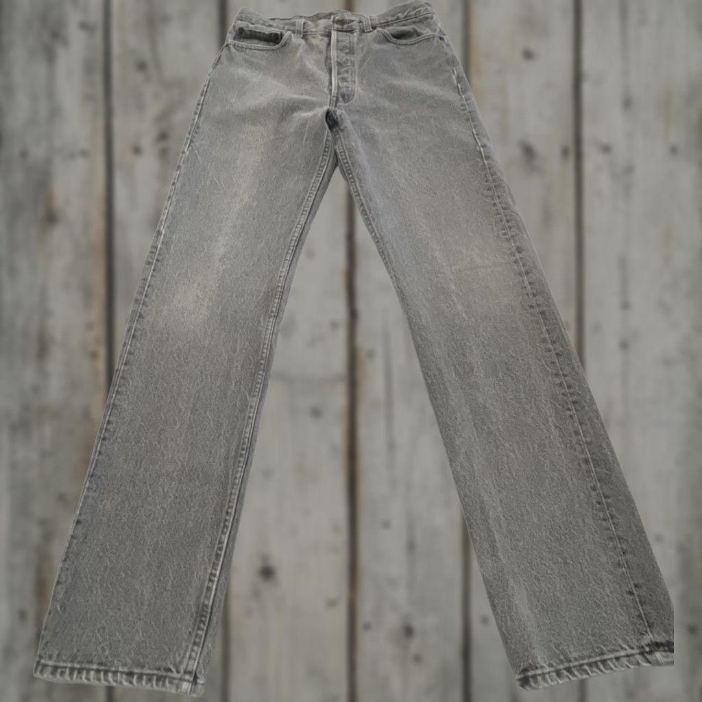 Levi's VINTAGE Levi’s 501 Jeans Men Gray 30x32 Button Fly Straight Made USA USA 5-Pocket 1970s Size US 30 / EU 46 - 1 Thumbnail