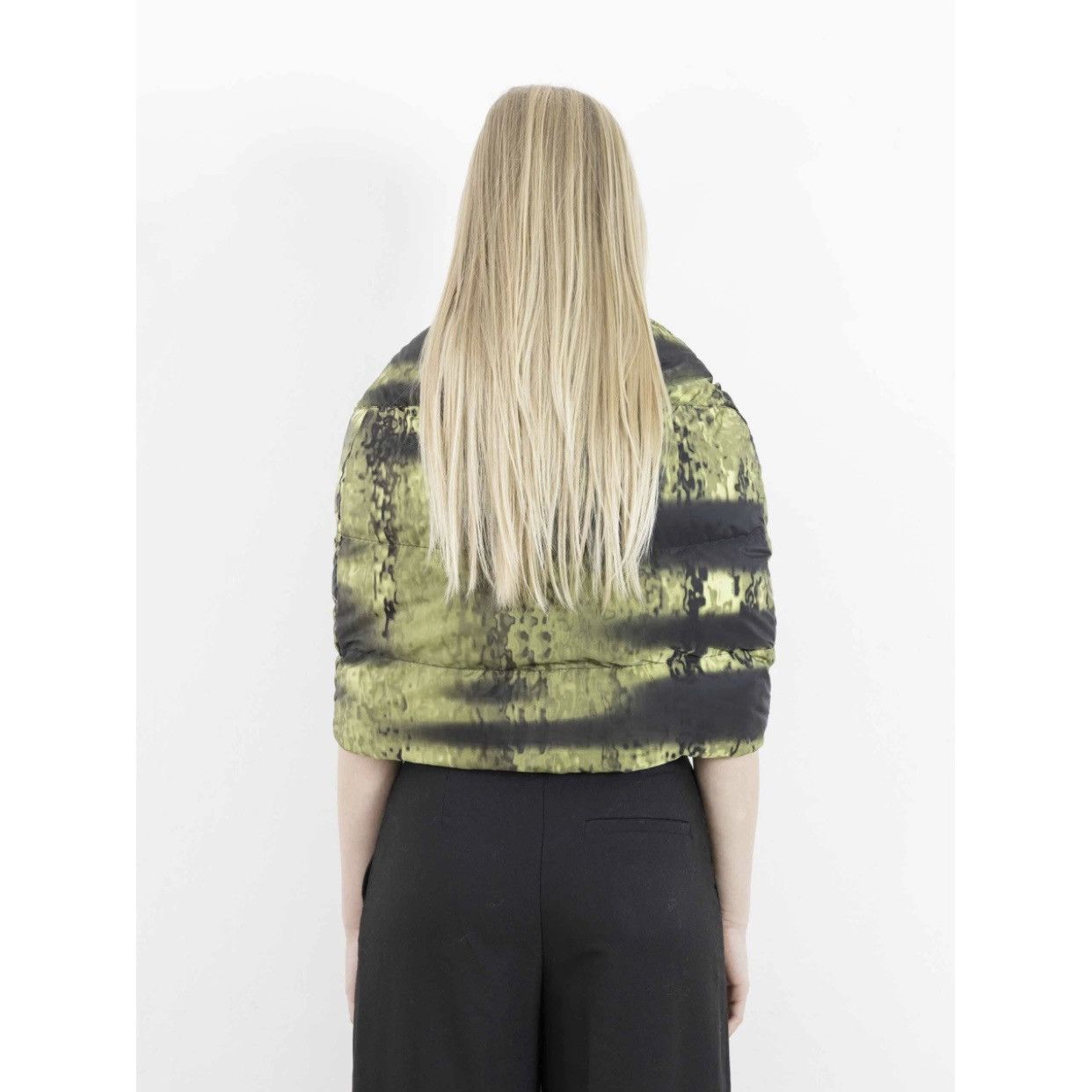 Prada Prada holographic print down jacket. Size XS / US 0-2 / IT 36-38 - 4 Thumbnail