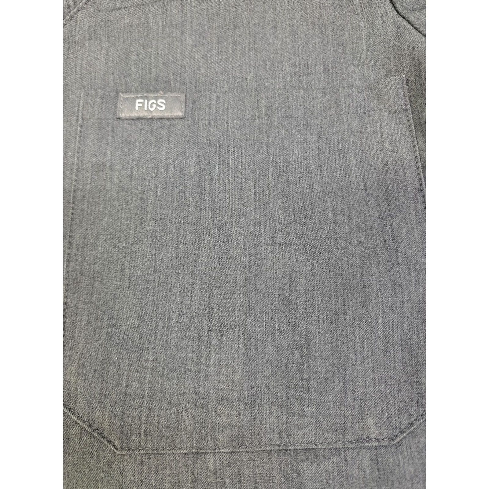 Vintage FIGS Women's Technical Scrub Short Sleeve V Neck Top Small Gray FW1000 #6577 Size S / US 4 / IT 40 - 4 Thumbnail