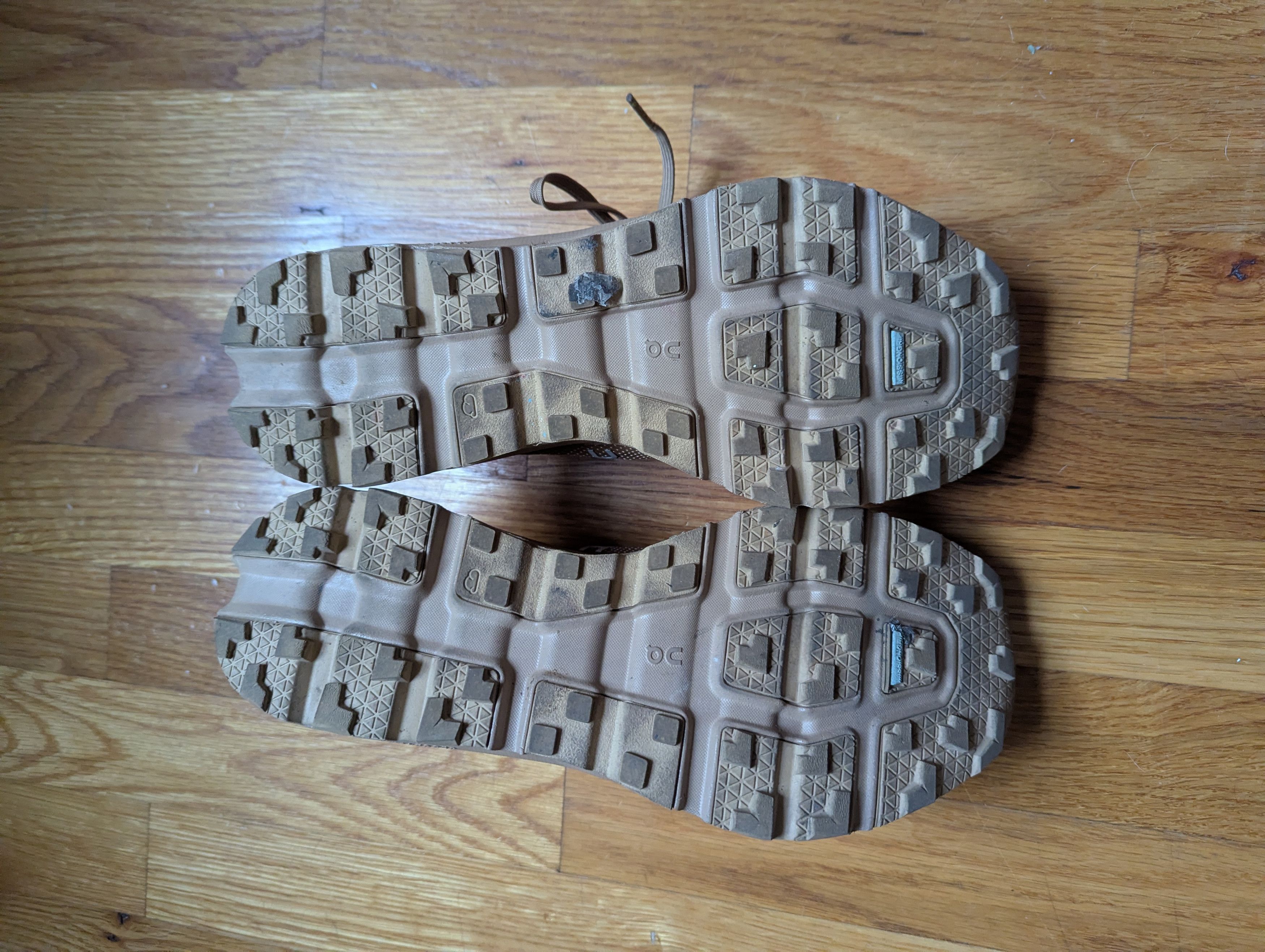 On On Cloud Cloudtec Running Tan Sneakers Clouvista 2 in chai Size US 8 / EU 41 - 4 Thumbnail