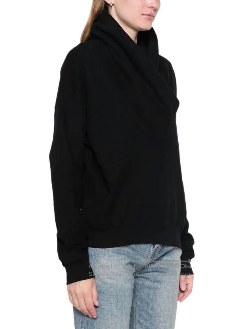 Saint Laurent Paris Saint Laurent Paris Black V-Neck Sweatshirt Size XS / US 0-2 / IT 36-38 - 2 Thumbnail