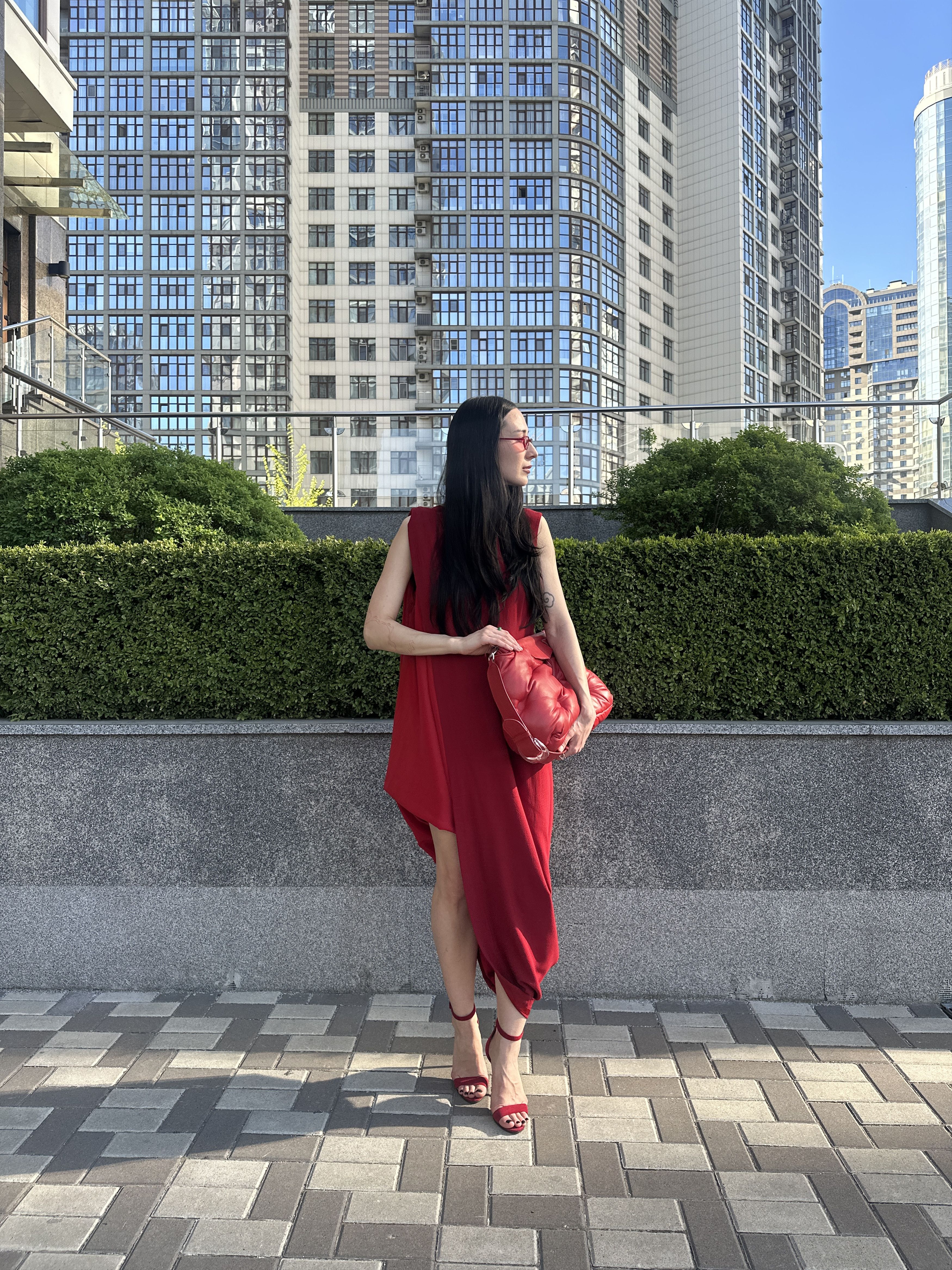H&M × Maison Margiela Maison Martin Margiela x H&M Red Draped Asymmetrical Dress Size XS / US 0-2 / IT 36-38 - 1 Thumbnail