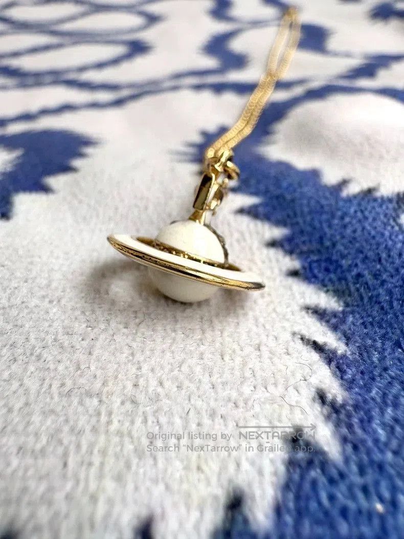 Vivienne Westwood Vivienne Westwood White Orb Necklace. Size ONE SIZE - 3 Thumbnail