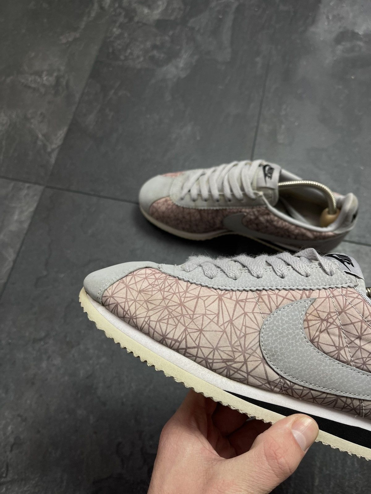 Nike × Streetwear × Vintage Vintage rare Nike Cortez low top sneakers Size US 7 / EU 40 - 9 Thumbnail
