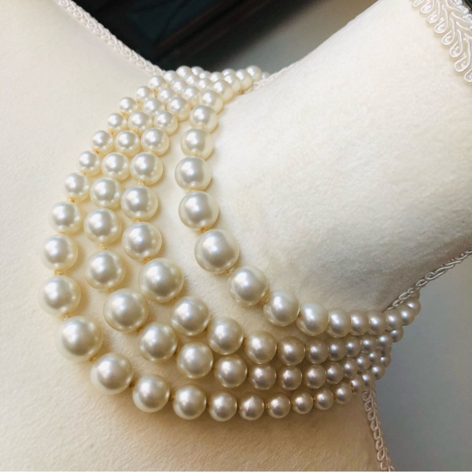 Vintage Vintage mid century quad graduated strand choker necklace Size ONE SIZE - 1 Thumbnail