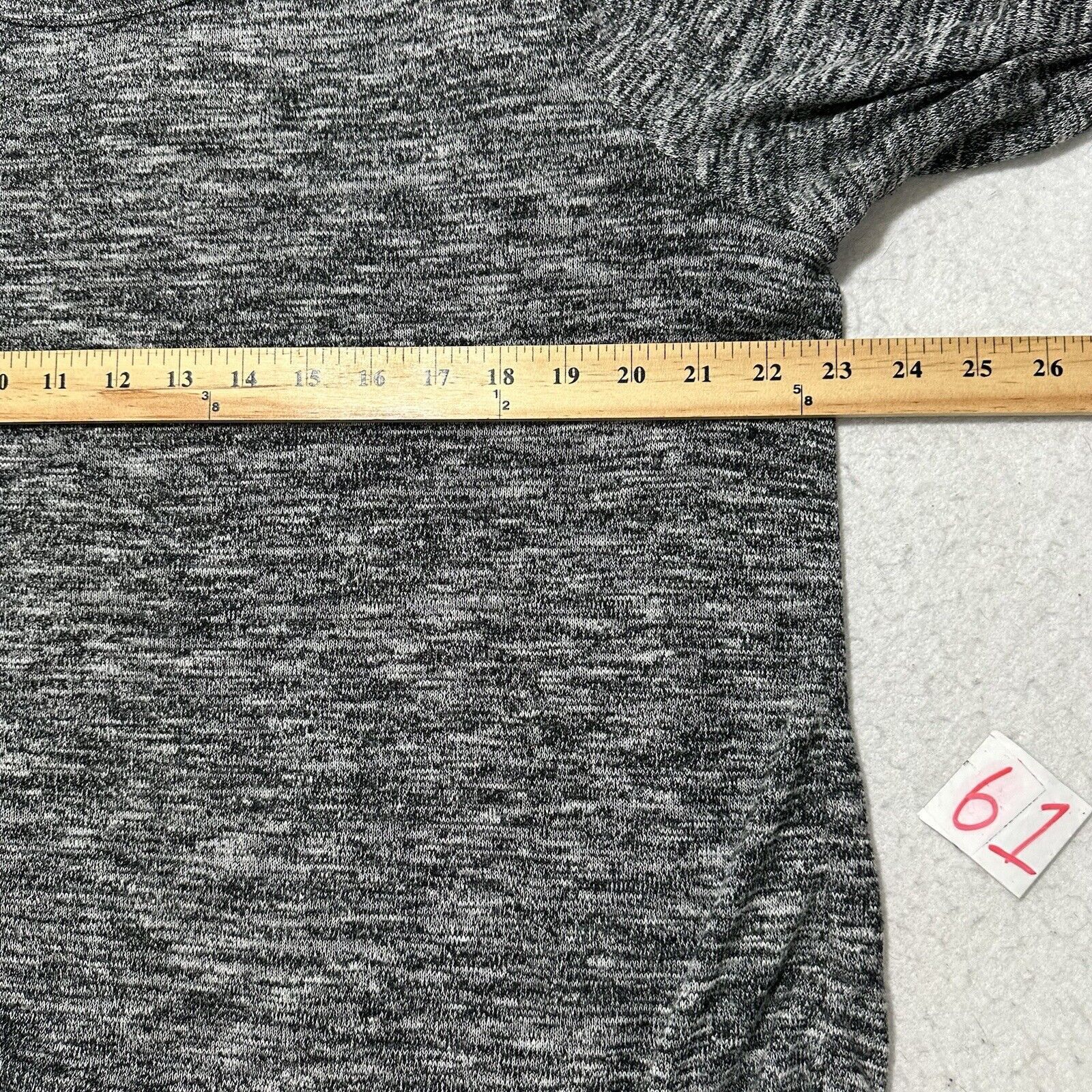 Old Navy Old Navy XL Slit Back Sweater Top Gray Pullover Shirt Size XL / US 12-14 / IT 48-50 - 8 Thumbnail