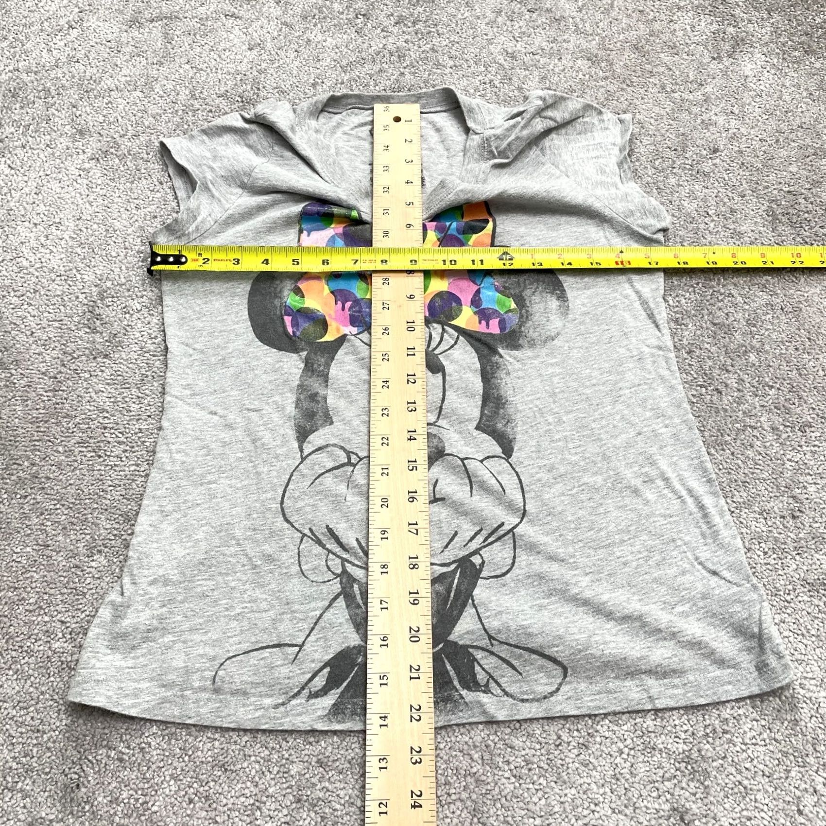 Disney Disney Minnie Mouse Graphic T-Shirt Junior Large Gray Crew Neck Short Sleeve Tee Size S / US 4 / IT 40 - 7 Thumbnail