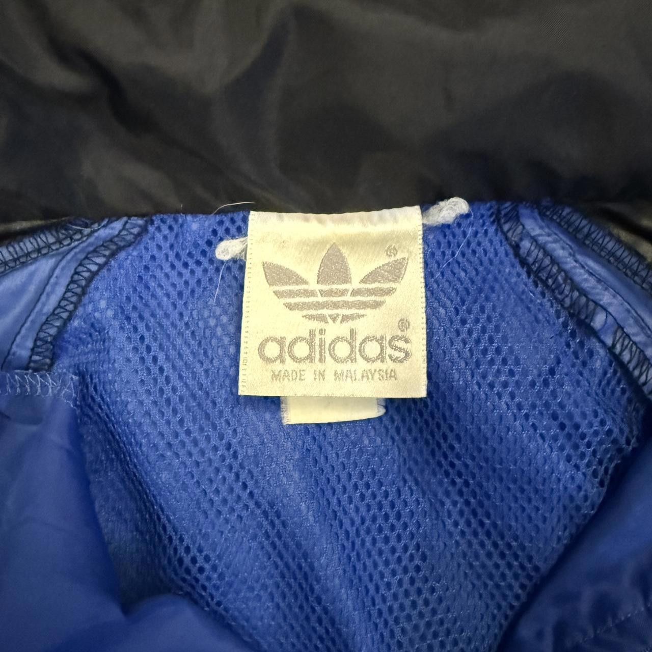 Adidas Vintage Blue and Black Adidas Windbreaker Jacket Size US L / EU 52-54 / 3 - 4 Thumbnail