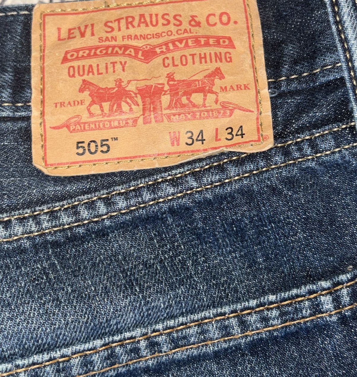 Levi's Vintage Clothing Vintage 90’s Levi’s 505 Straight Leg Jean! Size US 34 / EU 50 - 8 Thumbnail
