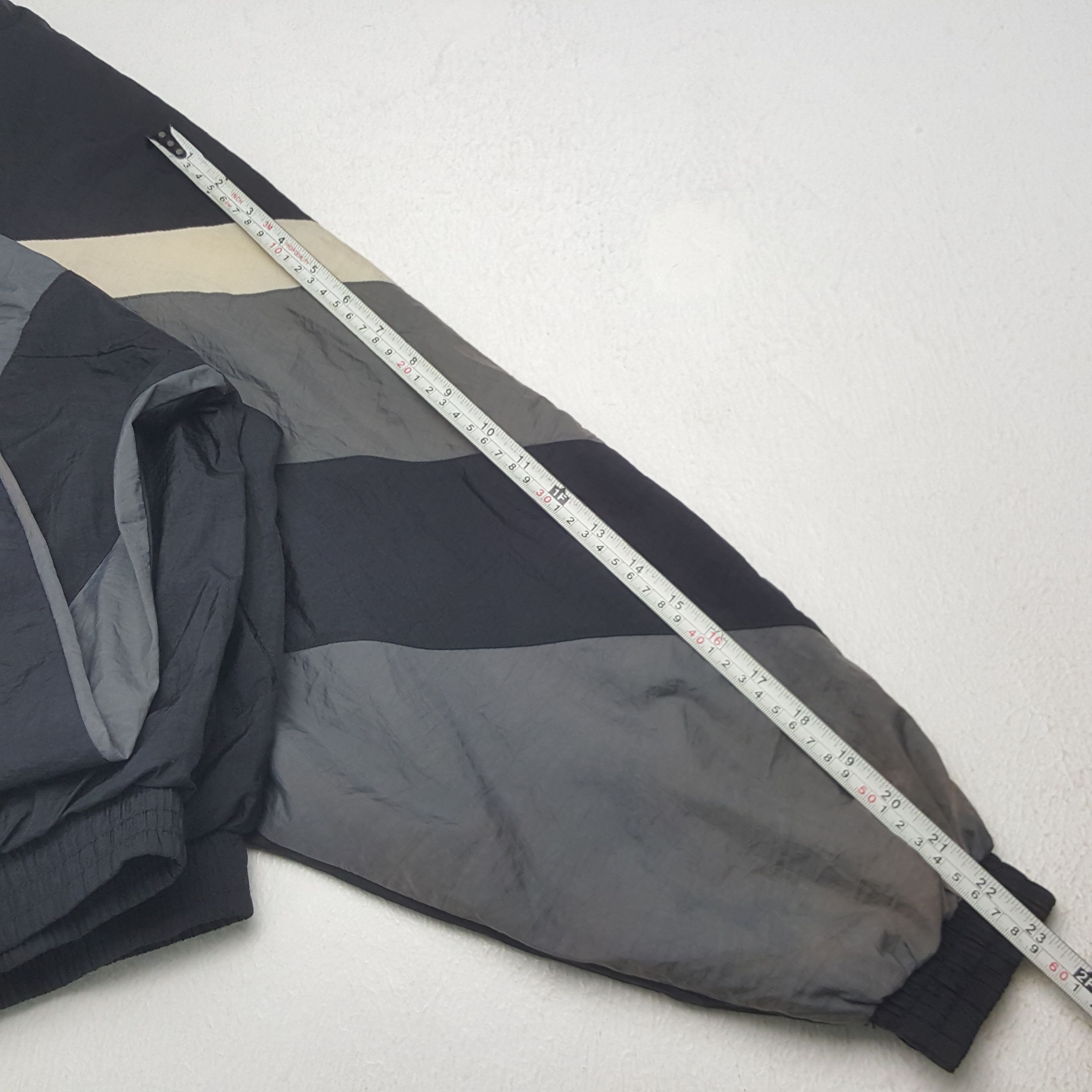 Reebok Vintage Reebok American Sports Windbreaker Jacket C290N25 Size US XL / EU 56 / 4 - 7 Thumbnail