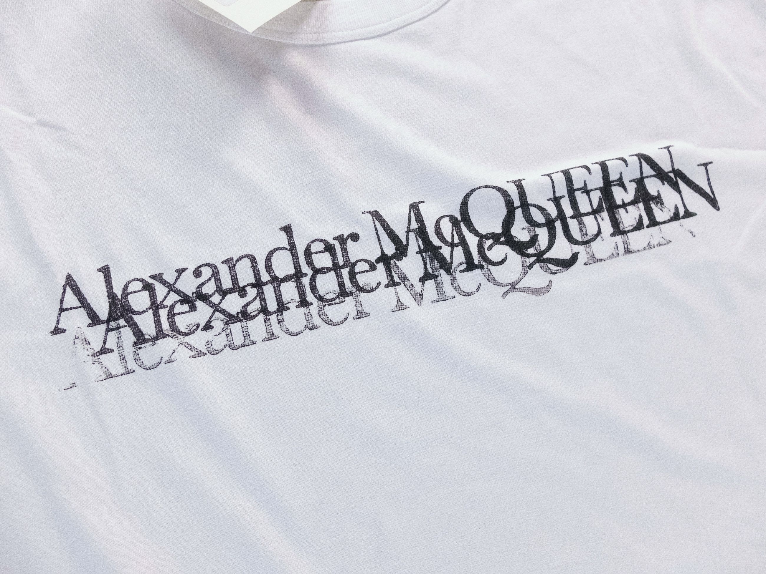 Alexander McQueen ALEXANDER MCQUEEN white Triple Iconic Logo t-shirt Medium Size US M / EU 48-50 / 2 - 6 Thumbnail