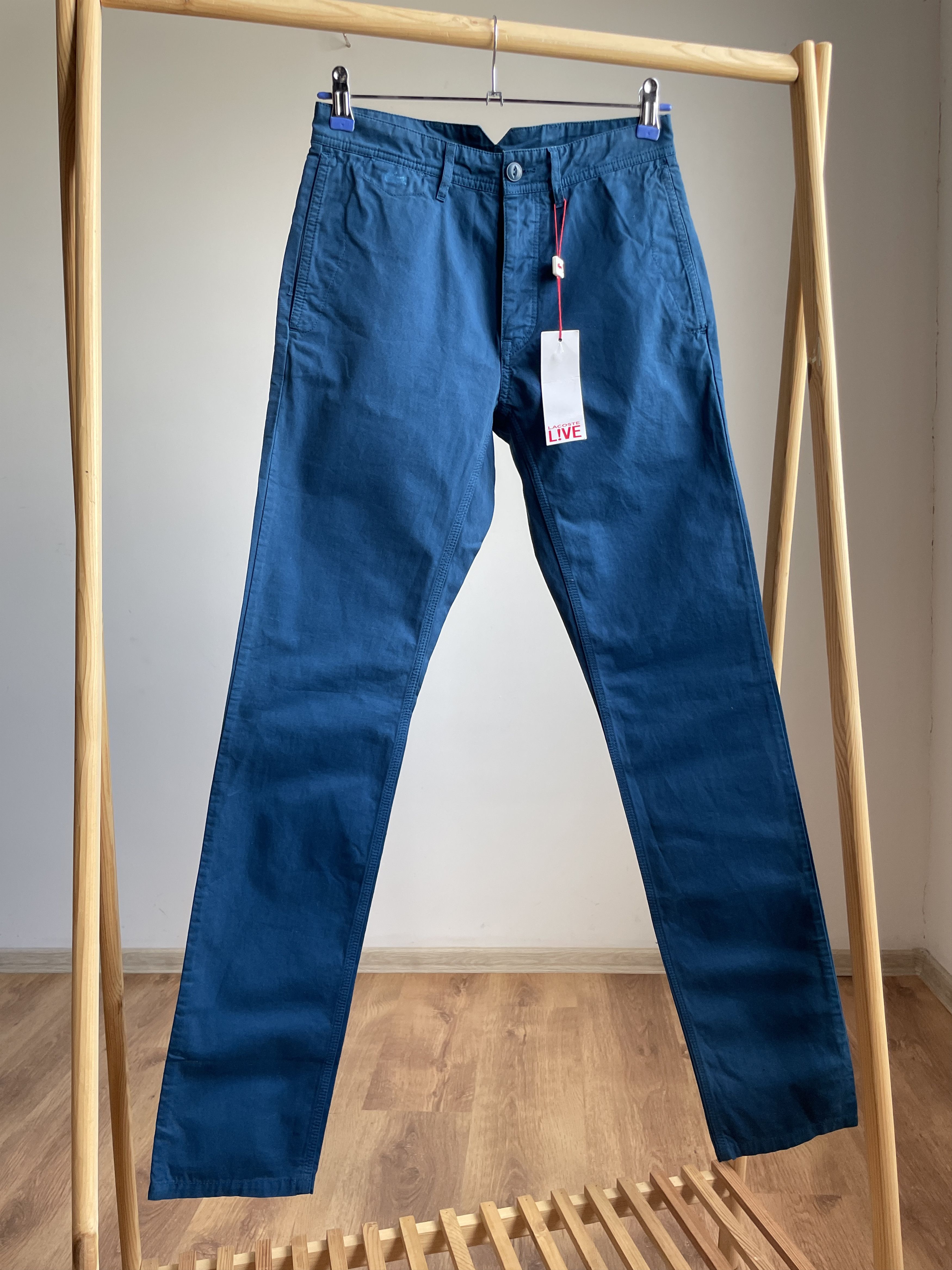 Lacoste Lacoste Slim Fit Chino Trousers Size 28 Size US 28 / EU 44 - 1 Thumbnail