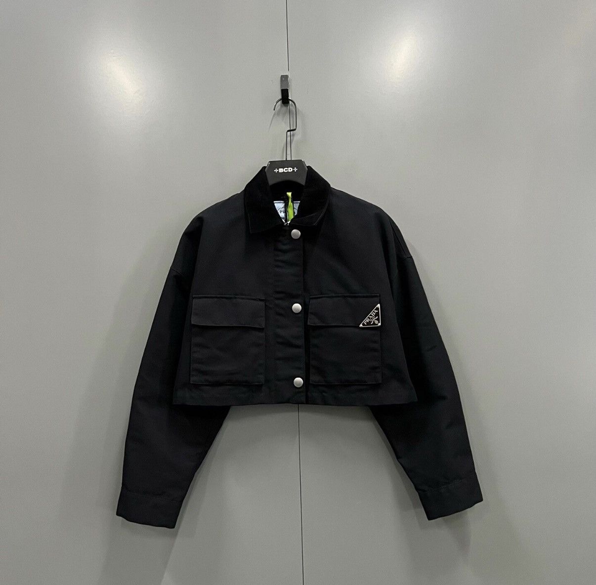 Prada Prada Black Triangle Logo Cropped Jacket J41 Size XS / US 0-2 / IT 36-38 - 1 Thumbnail