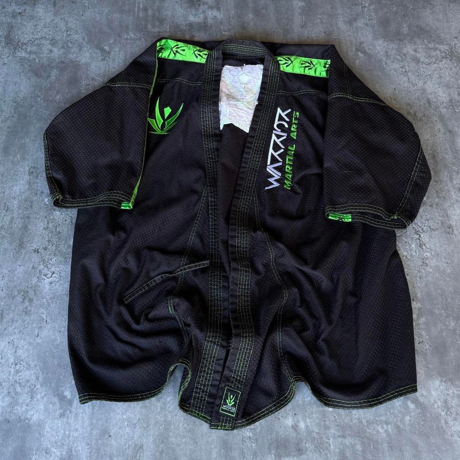 Tapout × Vintage Vintage Y2K Black Grunge Opium Embroidered Ju Jitsu Jacket Size US L / EU 52-54 / 3 - 1 Thumbnail