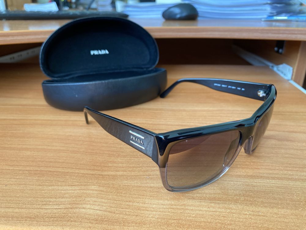 Designer × Prada × Vintage 2004 Prada Sunglasses Y2K SPR 58F