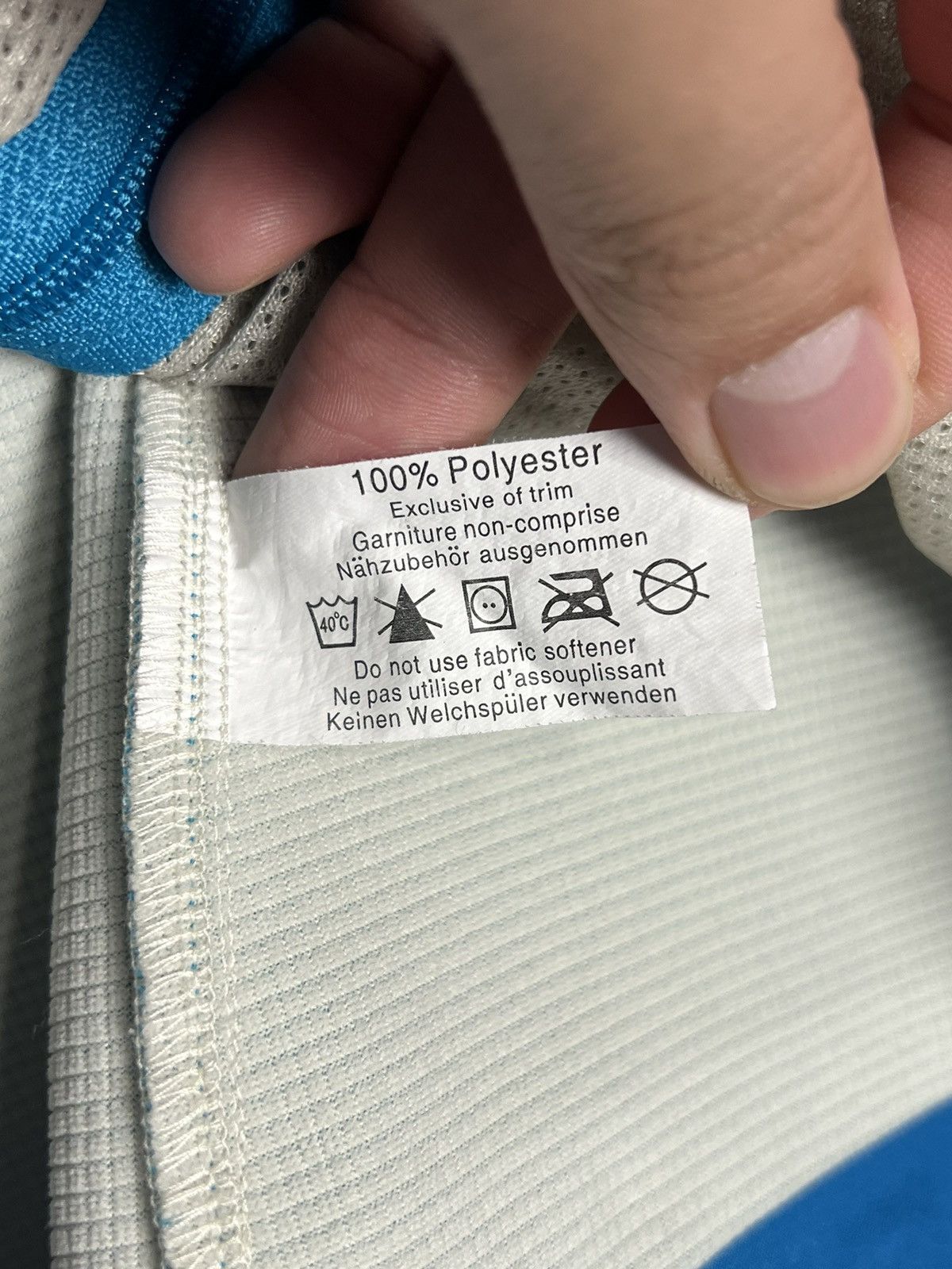 Arc'teryx × Vintage Vintage Arcteryx Epsilon AR Women's Softshell Zip Jacket Size S / US 4 / IT 40 - 7 Thumbnail