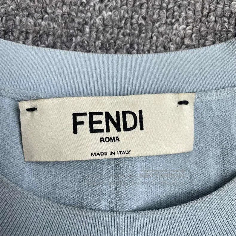 Fendi Fendi Letter print round neck intermittent knit sweater/li Size XS / US 0-2 / IT 36-38 - 4 Thumbnail