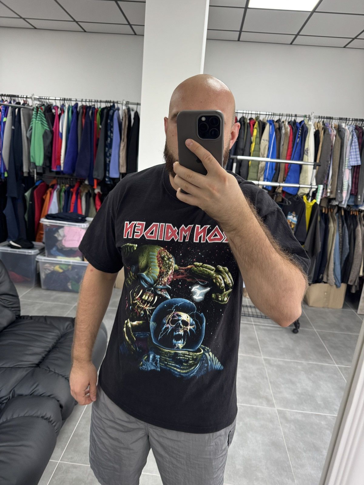 Iron Maiden Iron Maiden "The Final Frontier" 2010 Rock Band T-Shirt Size US XL / EU 56 / 4 - 2 Thumbnail