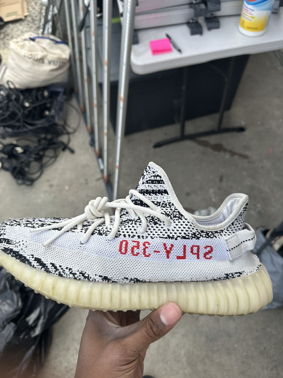 adidas gazelle silver green womens adidas Yeezy Boost 350 V2 Zebra 39 1/3