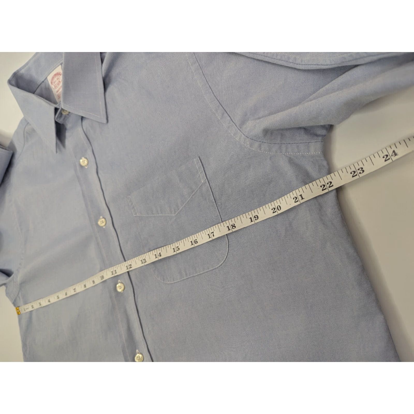 Brooks Brothers Brooks Brothers Madison Non Iron Blue Button L/S Shirt 15.5-33 Supima Cotton Dress Shirt Men Regular Long Sleeve Collared Size US L / EU 52-54 / 3 - 7 Thumbnail
