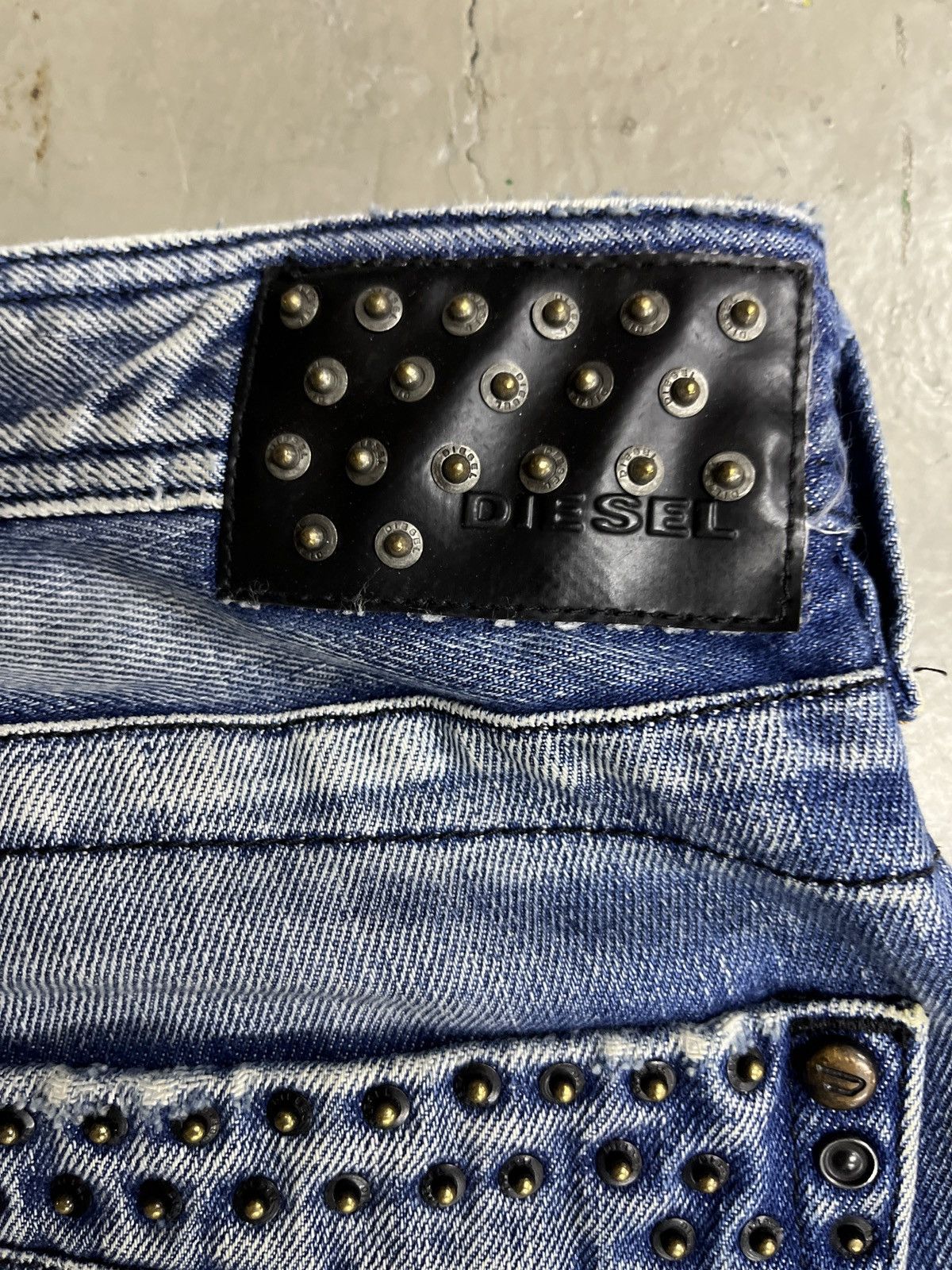Diesel 2000s Diesel Punk Studded Washed Selvedge Denim Timmen Jeans Size US 32 / EU 48 - 5 Thumbnail