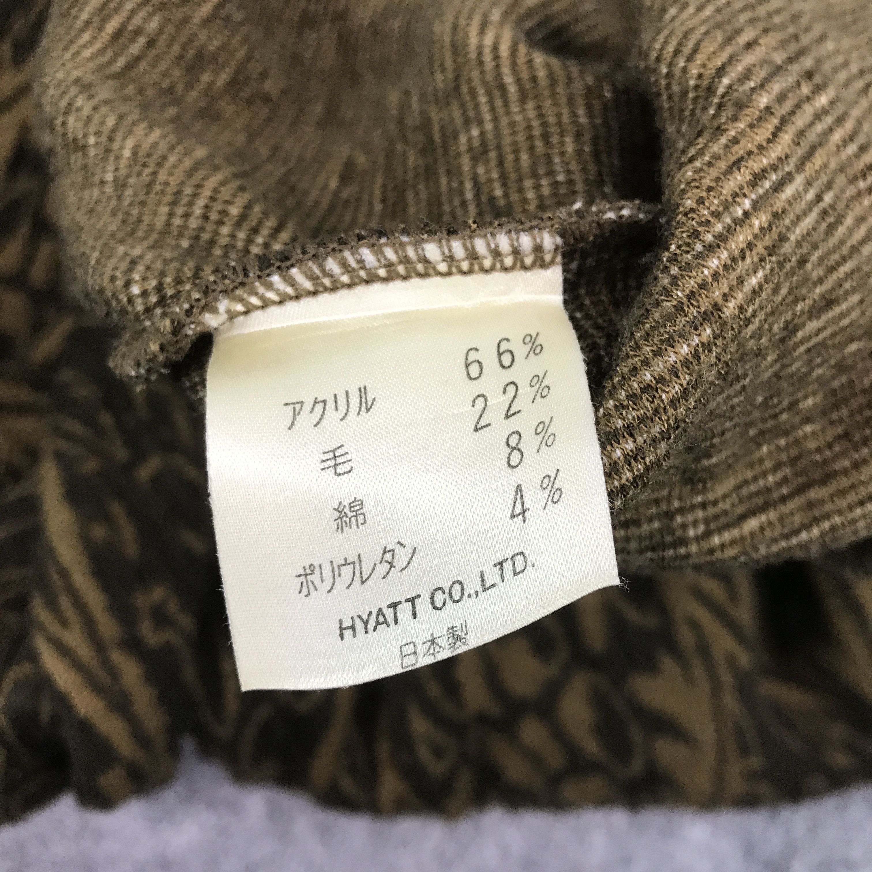 Colette Hyatt × Japanese Brand Rare🔥hyatt college V Neck design sweatshirt Size US L / EU 52-54 / 3 - 10 Thumbnail