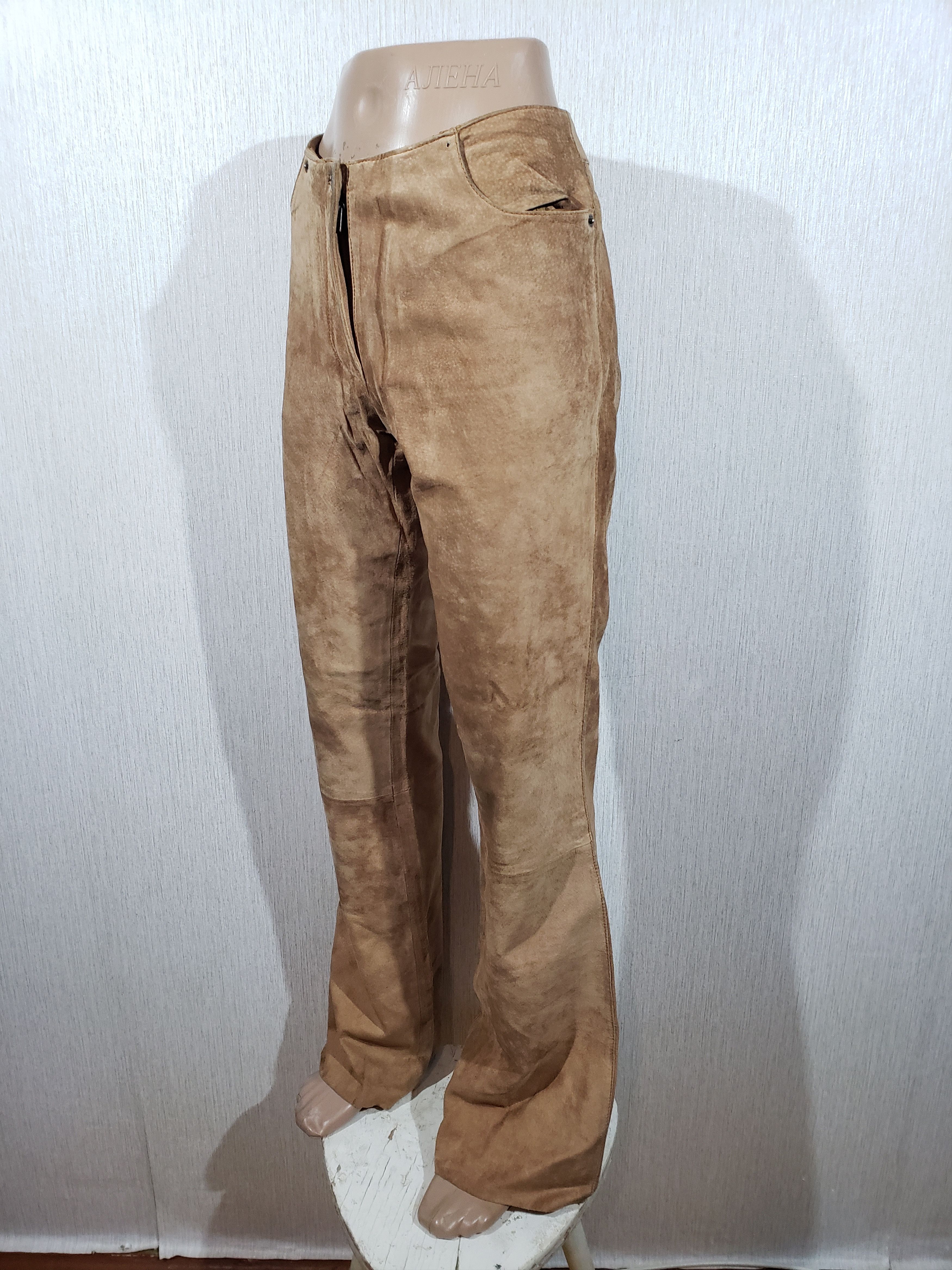 Genuine Leather Women's pants made of genuine leather. Size 30" / US 8 / IT 44 - 2 Thumbnail