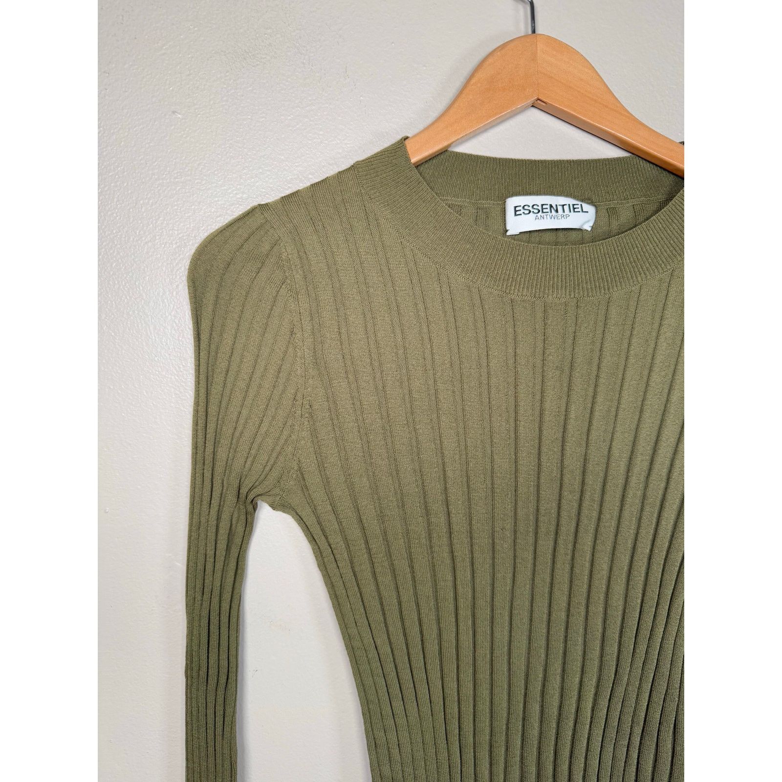 Essentiel Antwerp NWOT Essentiel Antwerp Knit Contrast Cuff Sweater S $350 Size S / US 4 / IT 40 - 10 Thumbnail