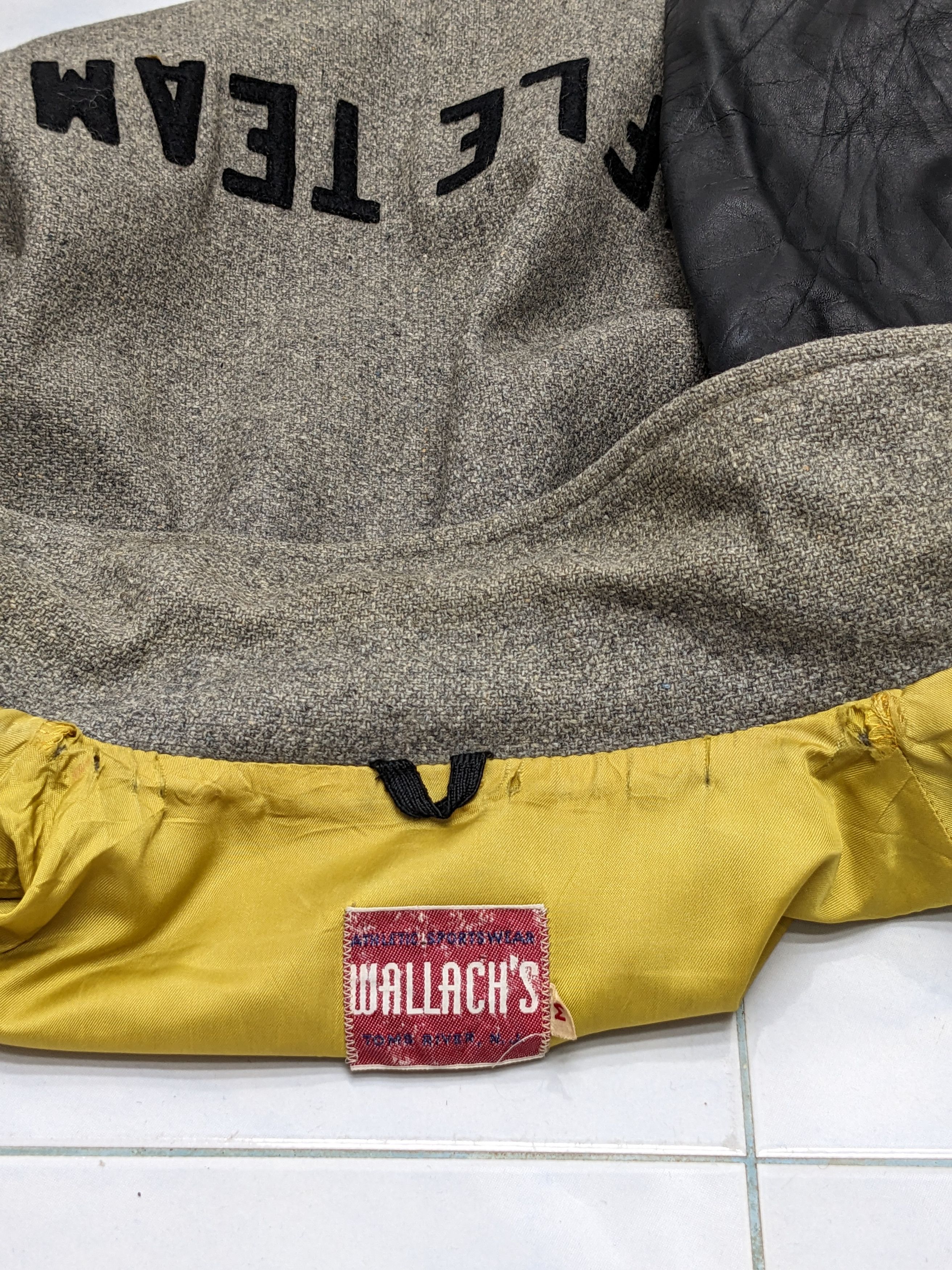 Other VINTAGE TOMS RIVER RIFLE TEAM WALLACH'S VARSITY JACKET Size US M / EU 48-50 / 2 - 18 Thumbnail
