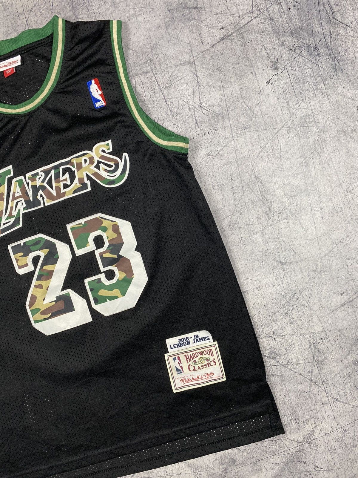Nike Nike Lakers James Lebron 23 Hardwood Classic Jersey Size US M / EU 48-50 / 2 - 4 Thumbnail