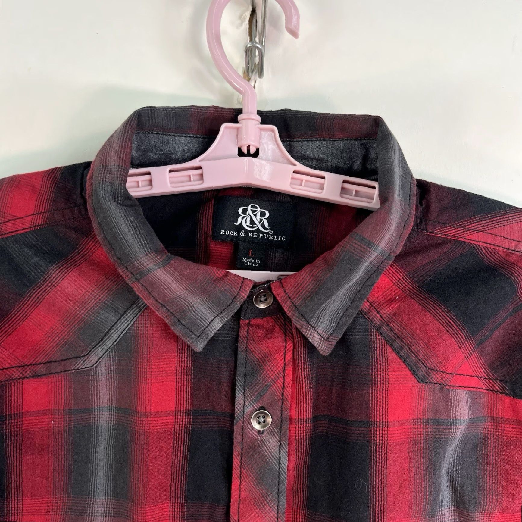 Vintage Rock & Republic Plaid Button-Up Shirt Men’s L Red/Black Long Sleeve Shirt Mens Size US L / EU 52-54 / 3 - 2 Thumbnail