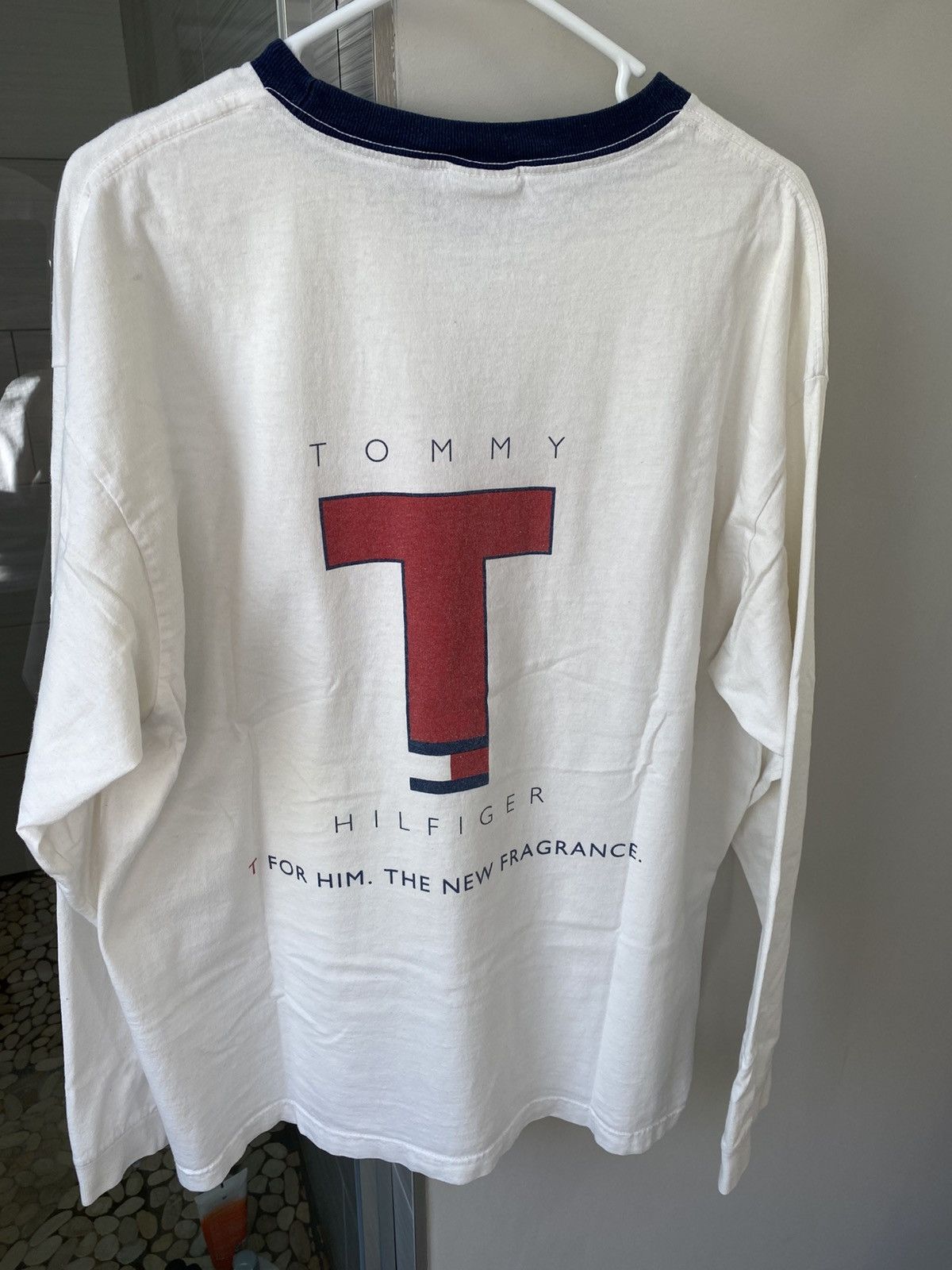 Tommy Hilfiger Vintage Tommy Hilfiger Fragrance Long Sleeve Shirt Size US XL / EU 56 / 4 - 2 Thumbnail