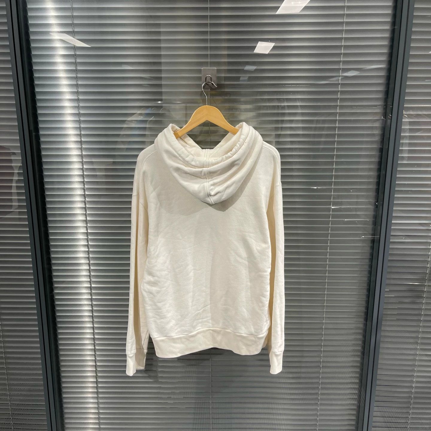 Gucci Gucci Deer-embroidered Sweatshirt M 99 New minor hat flaw Size US M / EU 48-50 / 2 - 2 Thumbnail