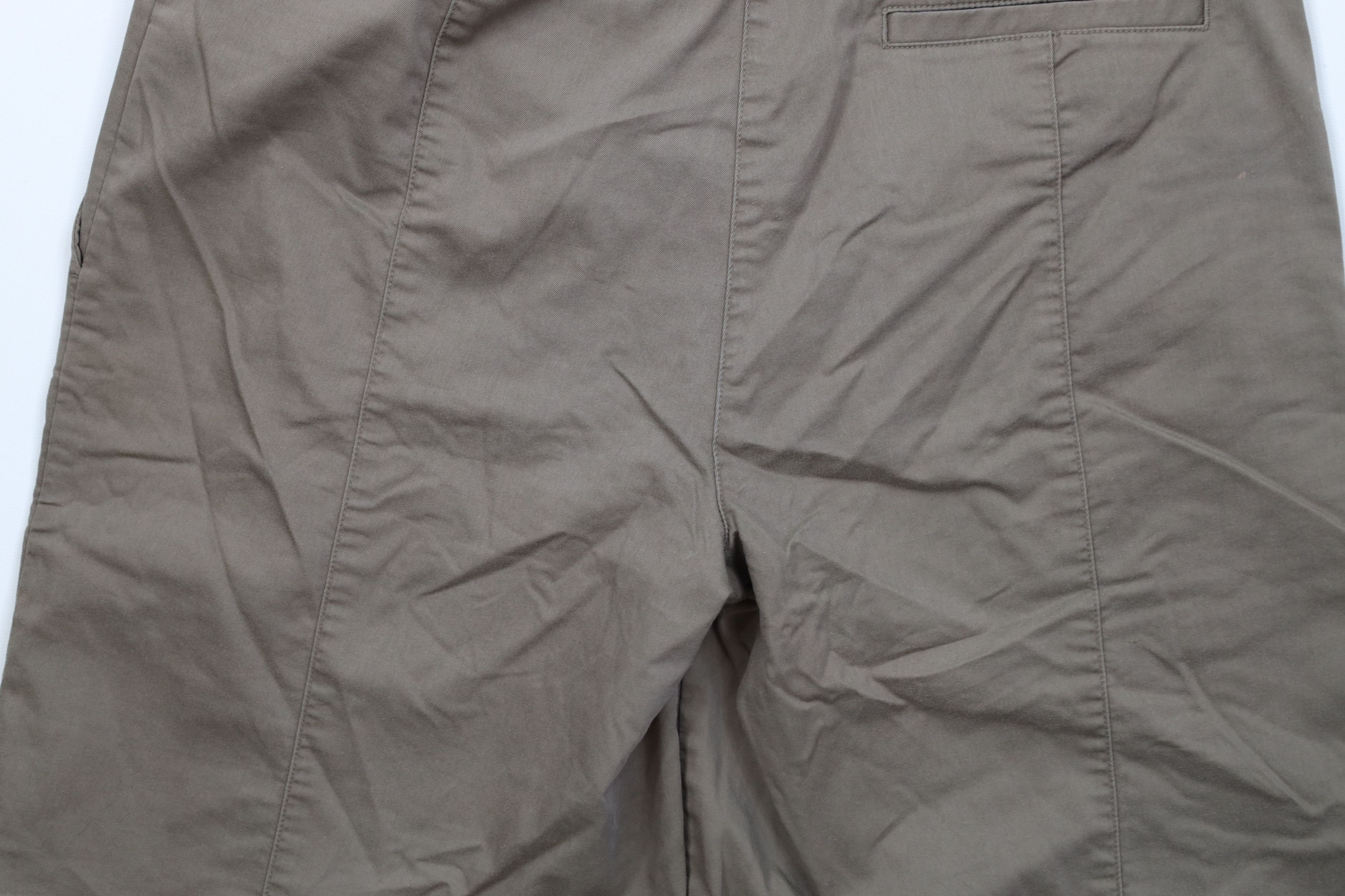 Nike Vintage Nike Golf Travis Scott Mini Swoosh Chino Shorts Size 28" / US 6 / IT 42 - 11 Thumbnail