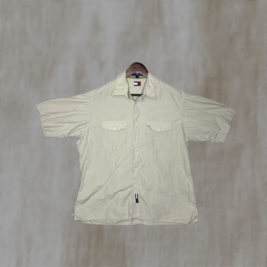 Tommy Hilfiger Tommy Hilfiger Mens Beige Short Sleeve Button Up Shirt Size 16 Classic Fit Shirt Men Beige Short Sleeve Button-Up Casual Workwear Hawaiian 90s? Size US L / EU 52-54 / 3 - 1 Thumbnail