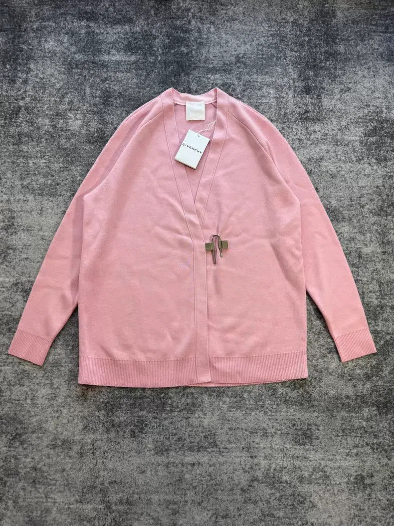 Givenchy Givenchy Pink Buckle Wool Cardigan Size S / US 4 / IT 40 - 1 Thumbnail