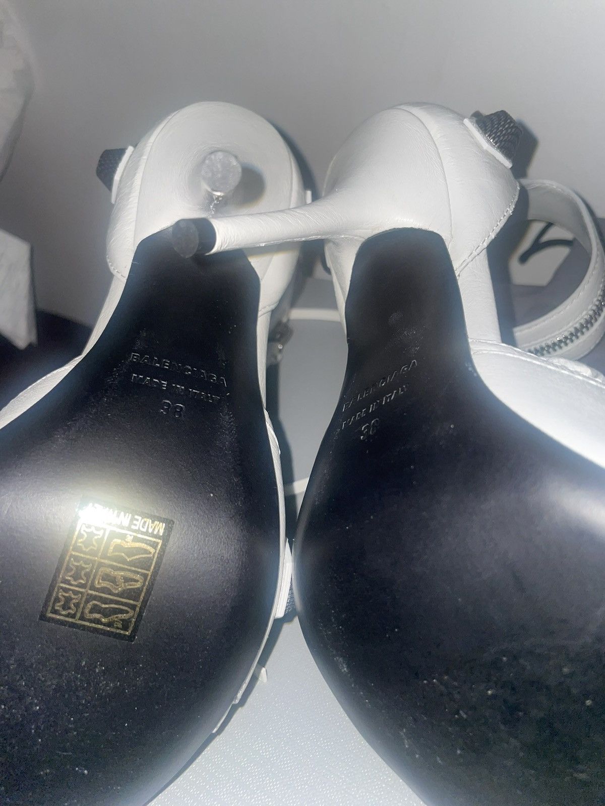 Balenciaga BALENCIAGA Women's Cagole 110mm Sandal in Optic White Size US 8 / IT 38 - 9 Thumbnail