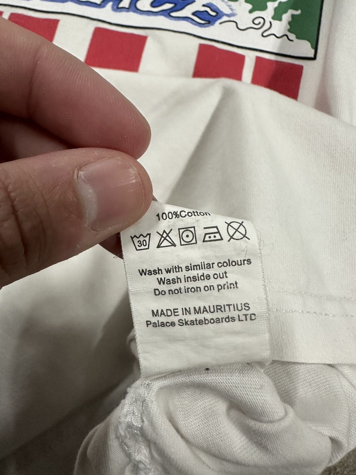 Palace Palace Fuji Mountain Japan Exclusive T-Shirt Size US L / EU 52-54 / 3 - 10 Thumbnail